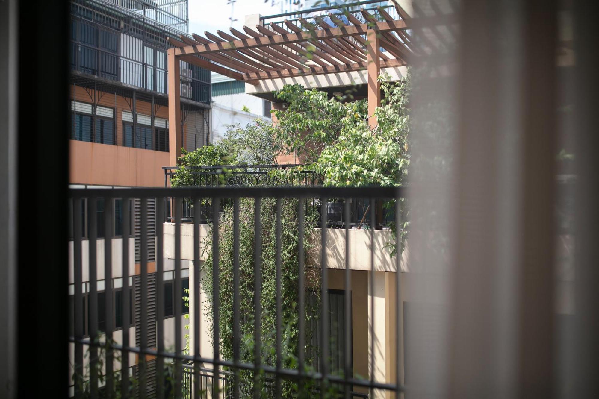 Hb Serviced Apartment - Lac Long Quan ハノイ市 エクステリア 写真