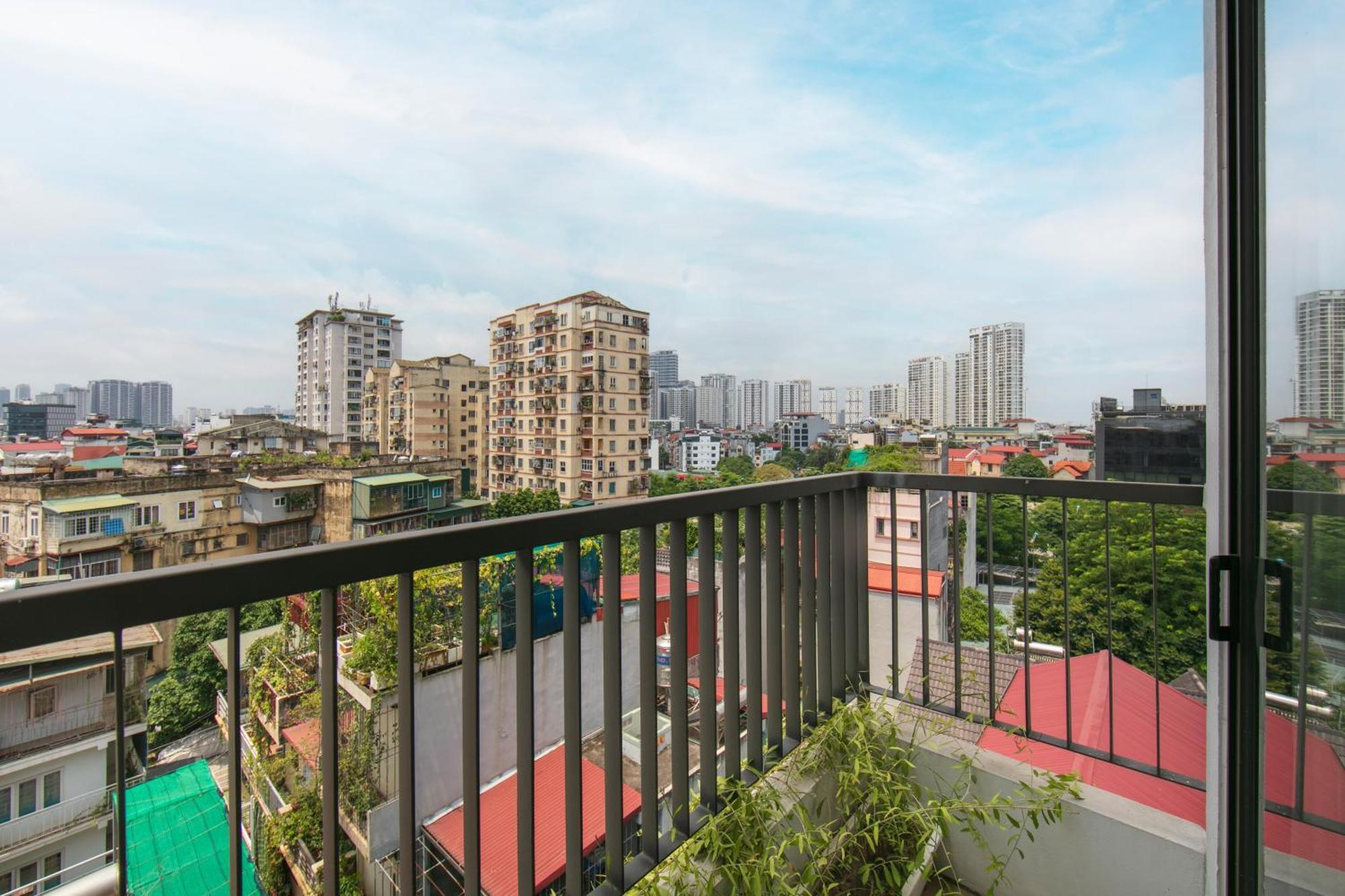 Hb Serviced Apartment - Lac Long Quan ハノイ市 エクステリア 写真